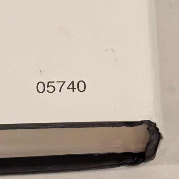 Book 2 of 2: I'll Take Manhattan - Spring Collection A Novel By Judith Krantz - Picture 2 of 9